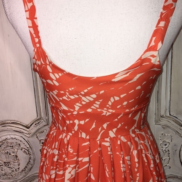 Lauren Conrad Orange and Cream Graphic Strap Front Tie Empire Cut Dress Size 2 - Picture 10 of 14